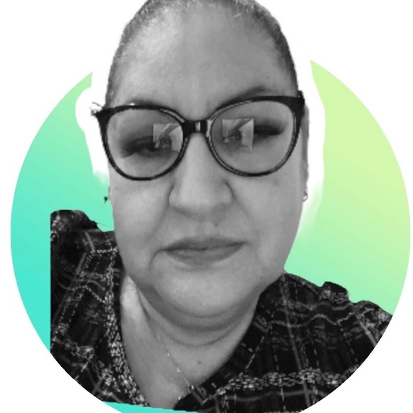 Welcome To My Closet πβ¨πΆ - Picture 5 of 5